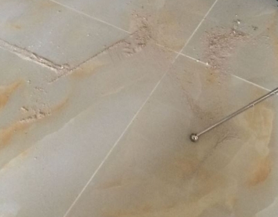 梁平瓷砖空鼓维修公司分享粘合剂选择不当在瓷砖铺贴过程中可能导致以下问题